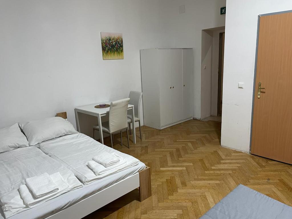 Easybook-In Hotel Vienna Luaran gambar